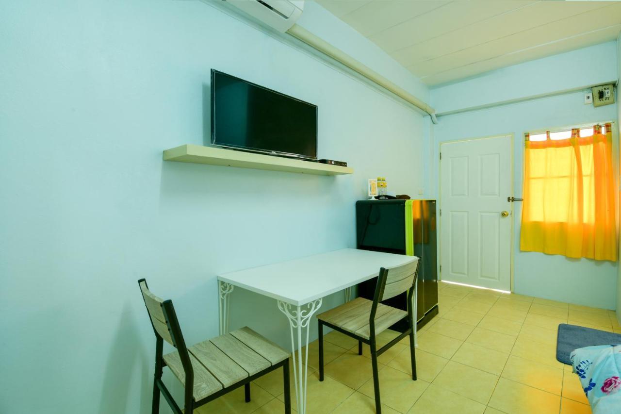 Sindy Rooms Pattaya Exterior photo